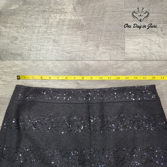 Loft Sequin Accent Wool Blend Mini Skirt Size 10 - Picture 3 of 5